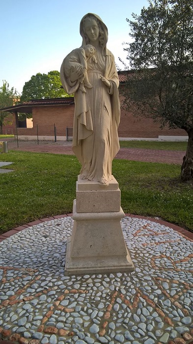 ESTERNO1